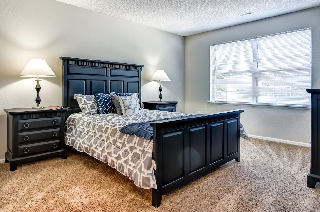 Devonshire Apartments | 10310 Devonshire Rd, Minneapolis, MN 55431, USA | Phone: (952) 884-1110