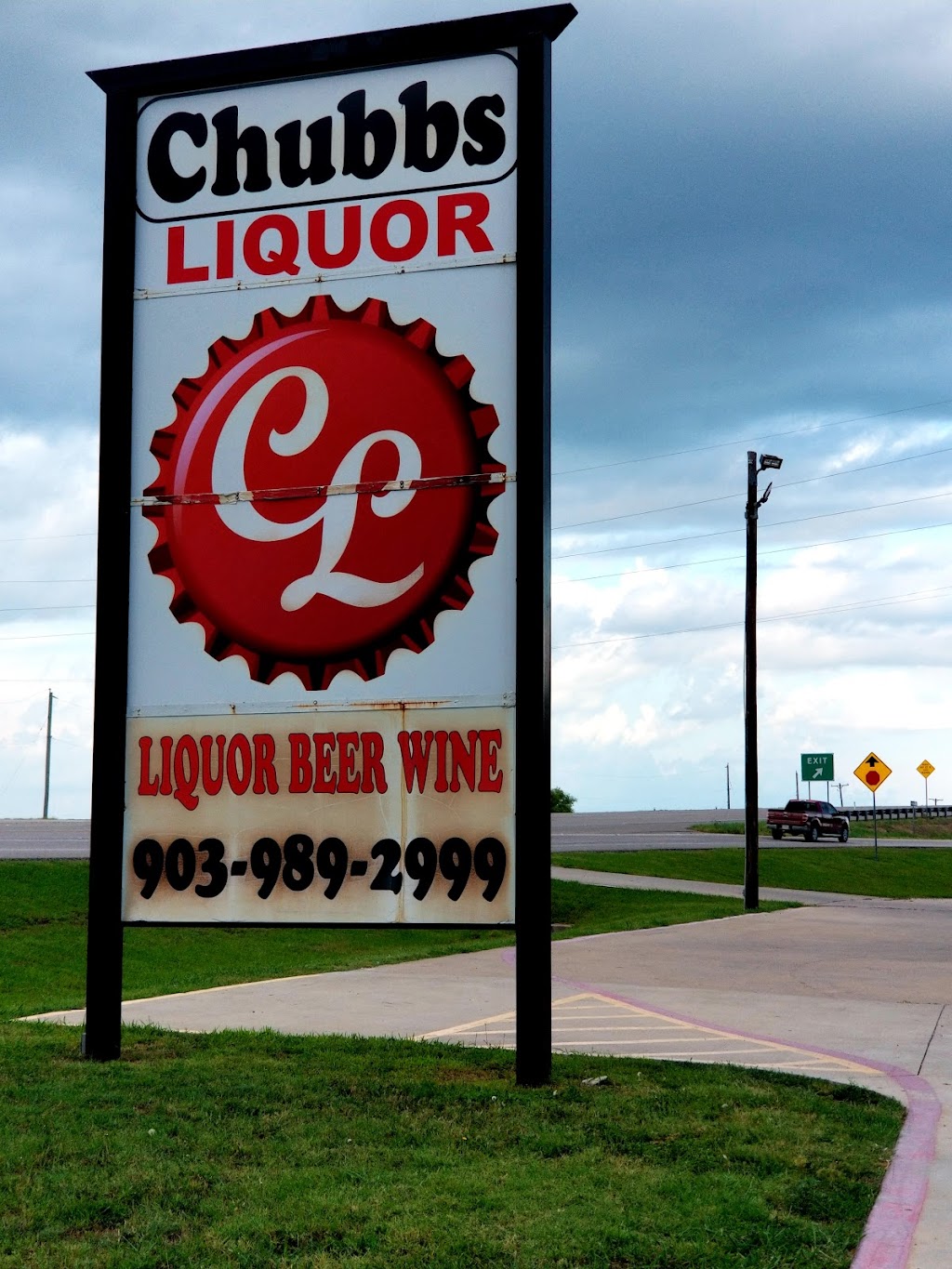 Chubbs Liquor | 13989 TX-121, Trenton, TX 75490, USA | Phone: (903) 989-2999