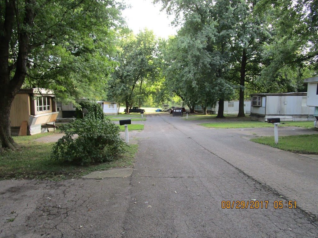 Maplewood Place Mobile Home Park | 135 1st St #14, Elizabethtown, KY 42701, USA | Phone: (502) 430-1994