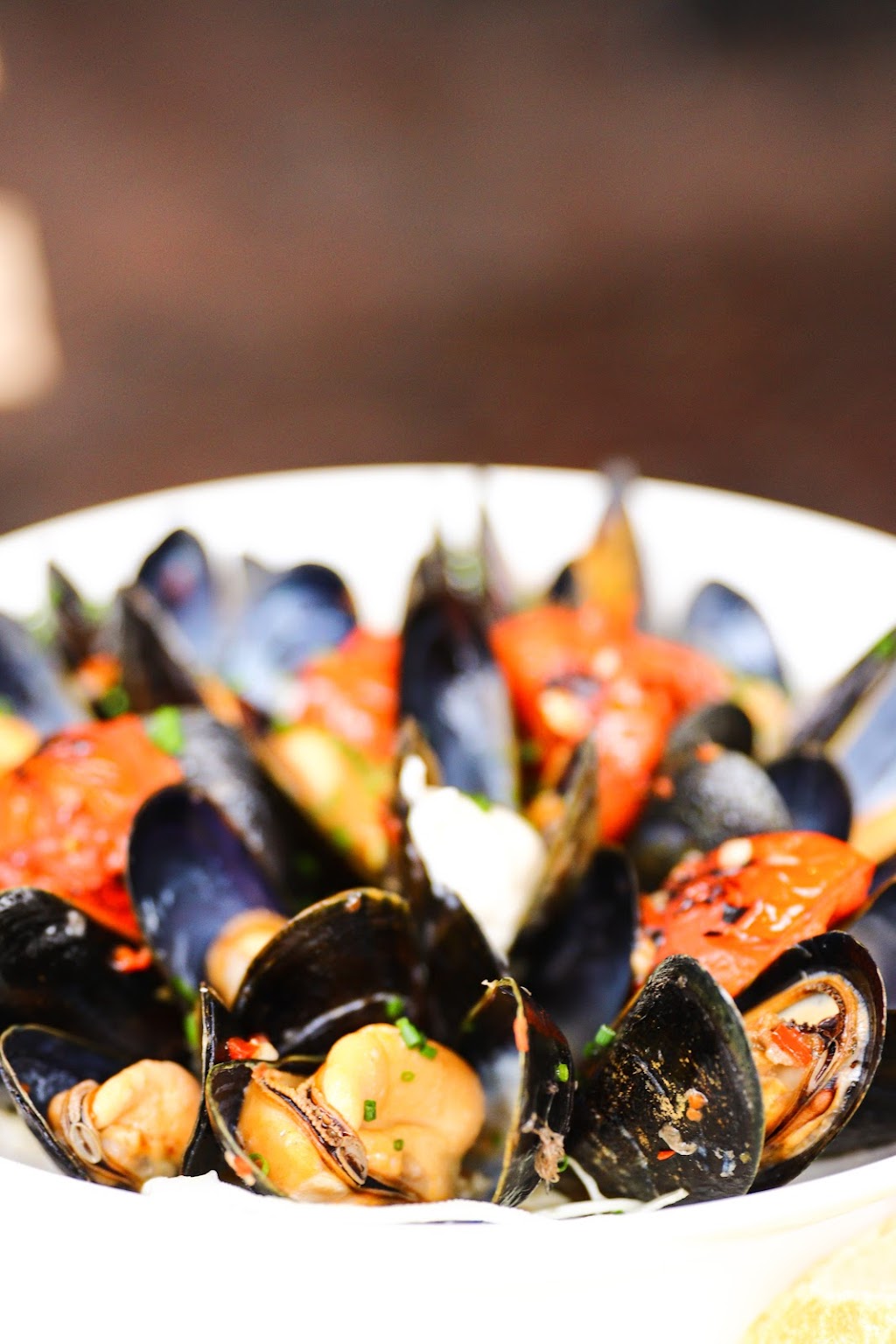 Brut de Mer | Gerard Douplein 8, 1072 VE Amsterdam, Netherlands | Phone: 020 471 4099