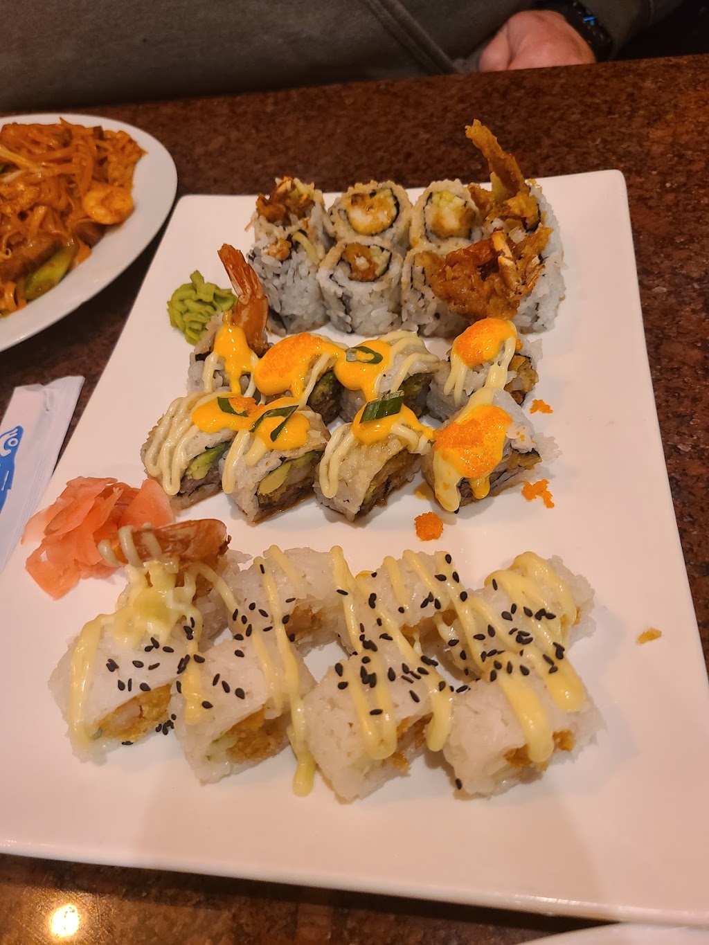 Ginger Red Asian Bistro | 7500 Jackson Arch Dr, Mechanicsville, VA 23111, USA | Phone: (804) 427-7256