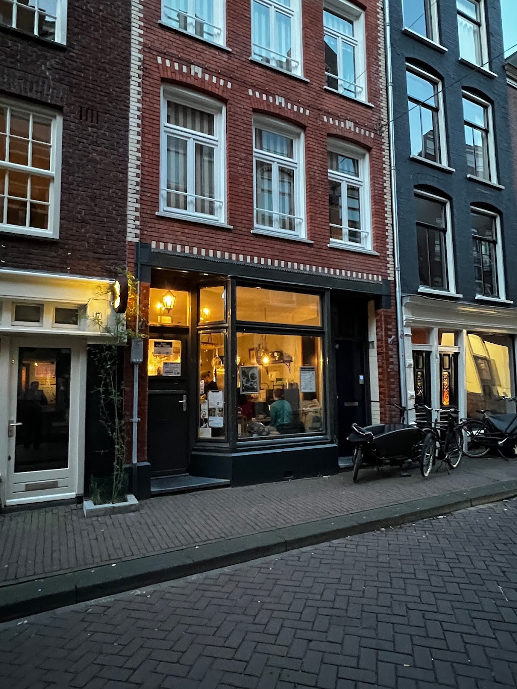 Men Impossible | Hazenstraat 19H, 1016 SM Amsterdam, Netherlands | Phone: 06 84544469