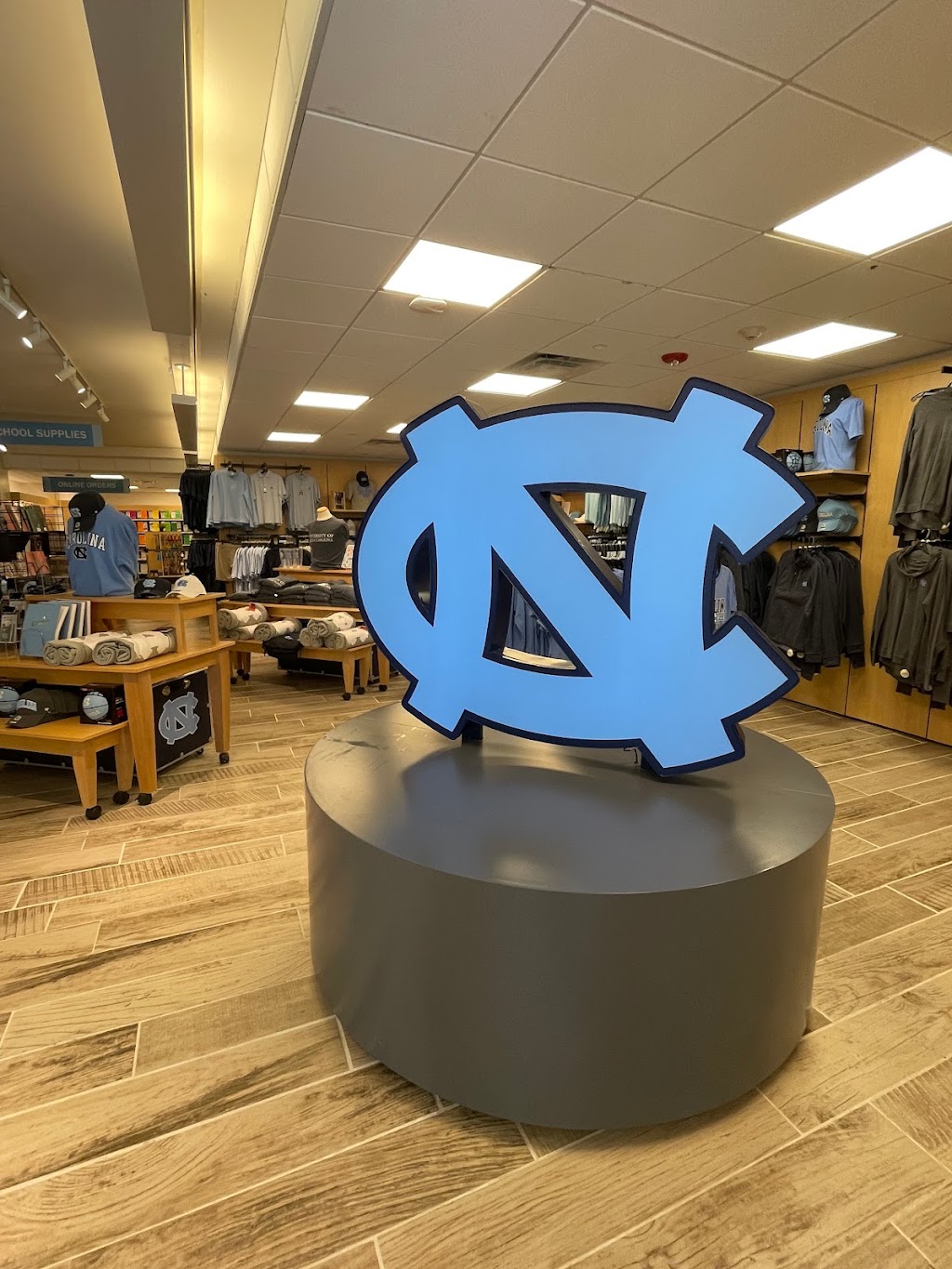 UNC Student Stores | 207 South Rd, Chapel Hill, NC 27599, USA | Phone: (919) 962-5066