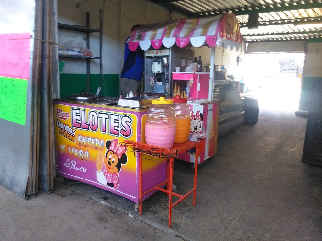 Elotes la pasadita | 32695, Calle Aeronáutica 8516, Jardines del Aeropuerto, 32695 Cd Juárez, Chih., Mexico | Phone: 656 479 8623