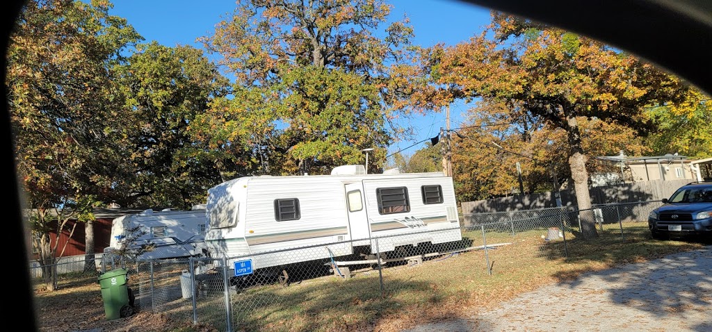 Oak Leaf Mobile Home Park | 120 Oak Leaf Dr, North Richland Hills, TX 76182 | Phone: (817) 788-9742