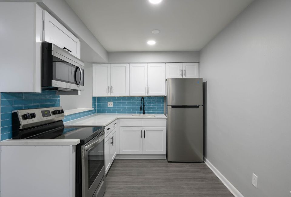 Polar Apartment Leasing | 475 Oberlin Ave S #201, Lakewood, NJ 08701, USA | Phone: (551) 205-9018