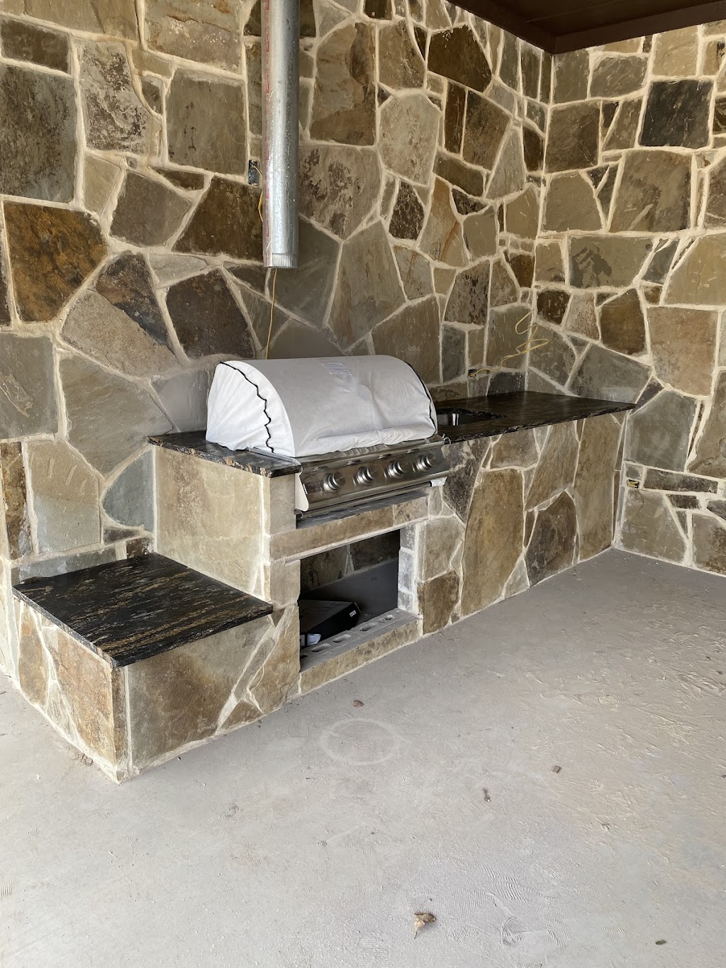 V&M Granite | 2741 US-175 Frontage Rd, Seagoville, TX 75159, USA | Phone: (214) 974-1515