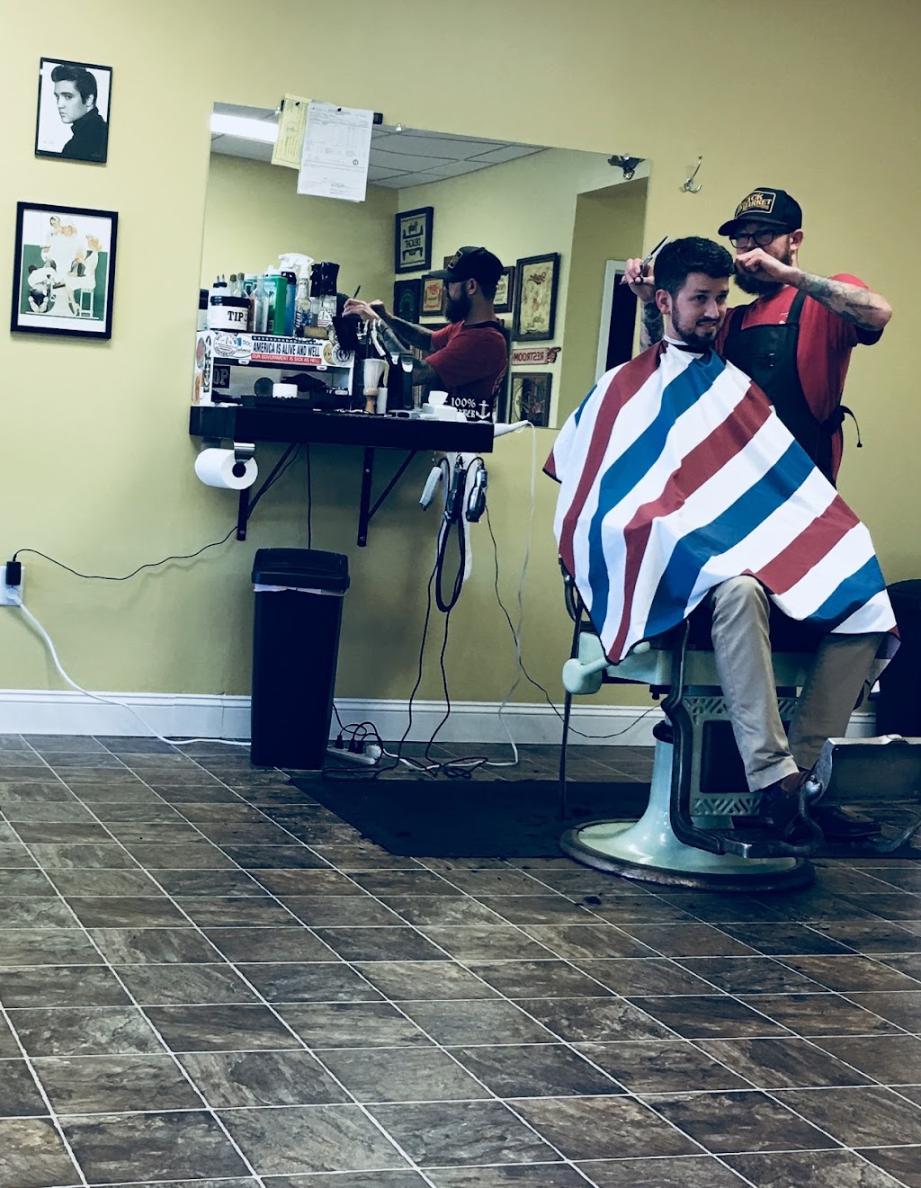 Breakroom Barbers | 11067 Clay Dr, Walton, KY 41094, USA | Phone: (859) 493-4025