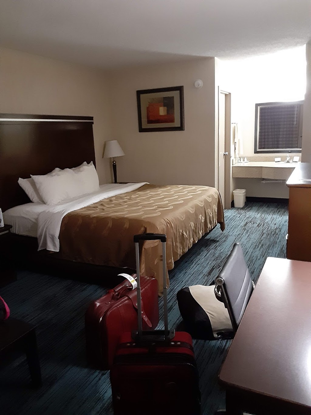 Quality Inn Mount Airy Mayberry | 2136 Rockford St, Mt Airy, NC 27030, USA | Phone: (336) 789-2000