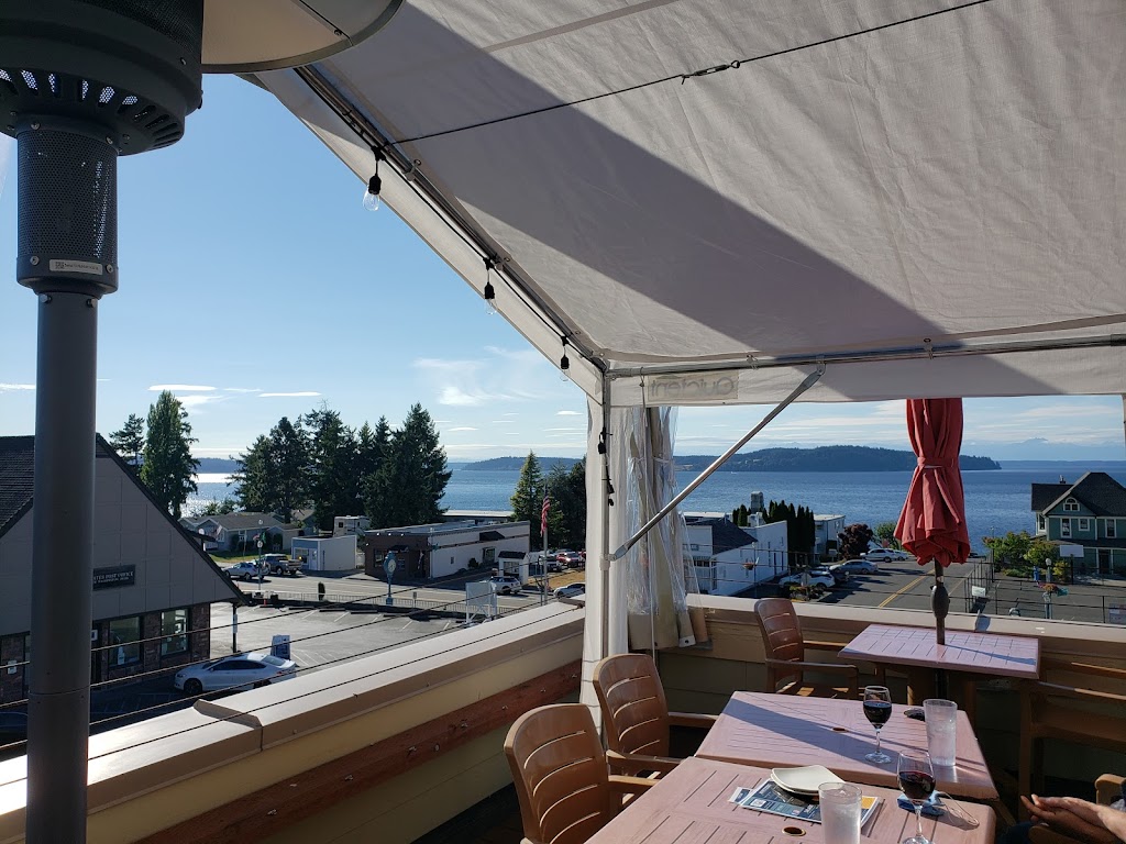 Topside Bar & Grill | 215 Wilkes St, Steilacoom, WA 98388, USA | Phone: (253) 212-3690