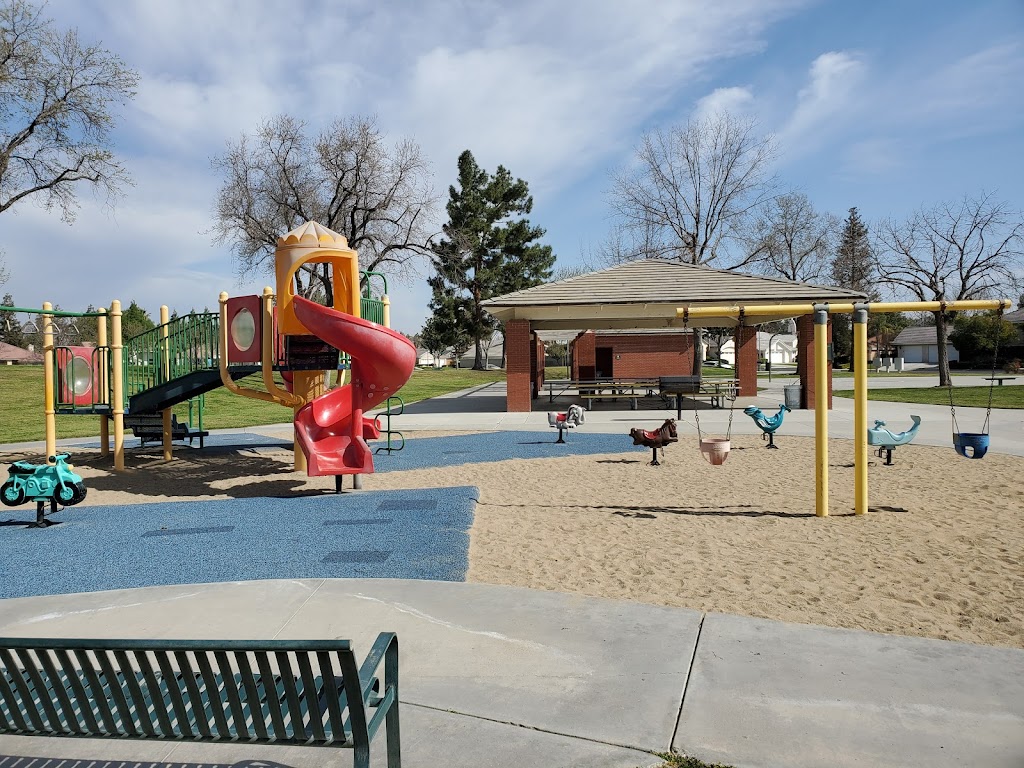 Deer Peak Park | 1300 Beckenham Pkwy, Bakersfield, CA 93311, USA | Phone: (661) 326-3866