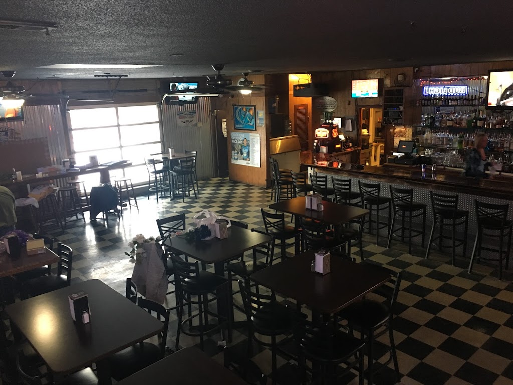 Thunderbird Tavern | 8122 NE, I-69, Pleasant Valley, MO 64068, USA | Phone: (816) 459-9934