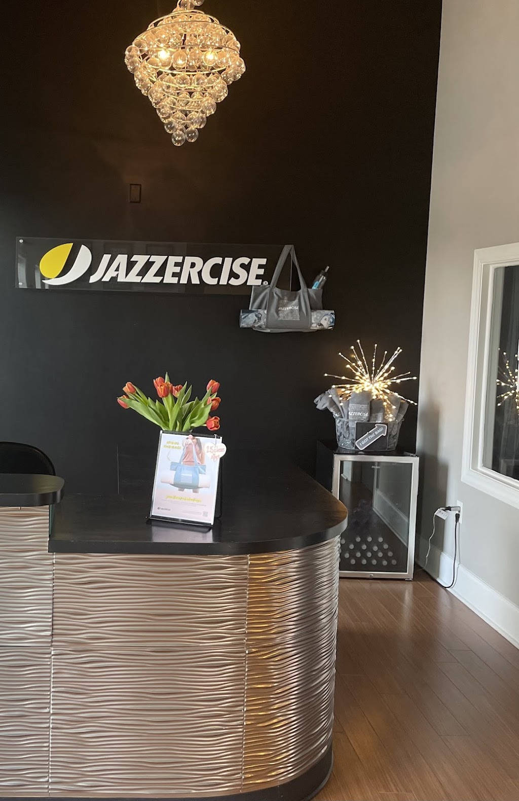 Jazzercise Fitness Center of Cary | 1070 W Chatham St, Cary, NC 27511, USA | Phone: (919) 815-3595