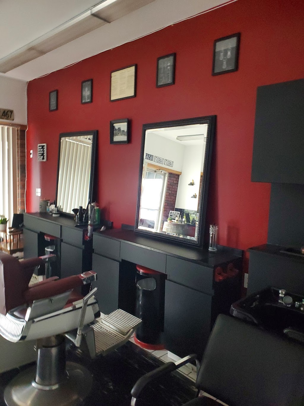 Js Barbershop | 23 Wales St, Abington, MA 02351, USA | Phone: (781) 776-3040