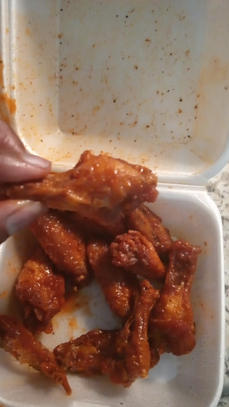 J Buffalo Wings | 5428 River Station Blvd, Atlanta, GA 30349, USA | Phone: (678) 827-7613