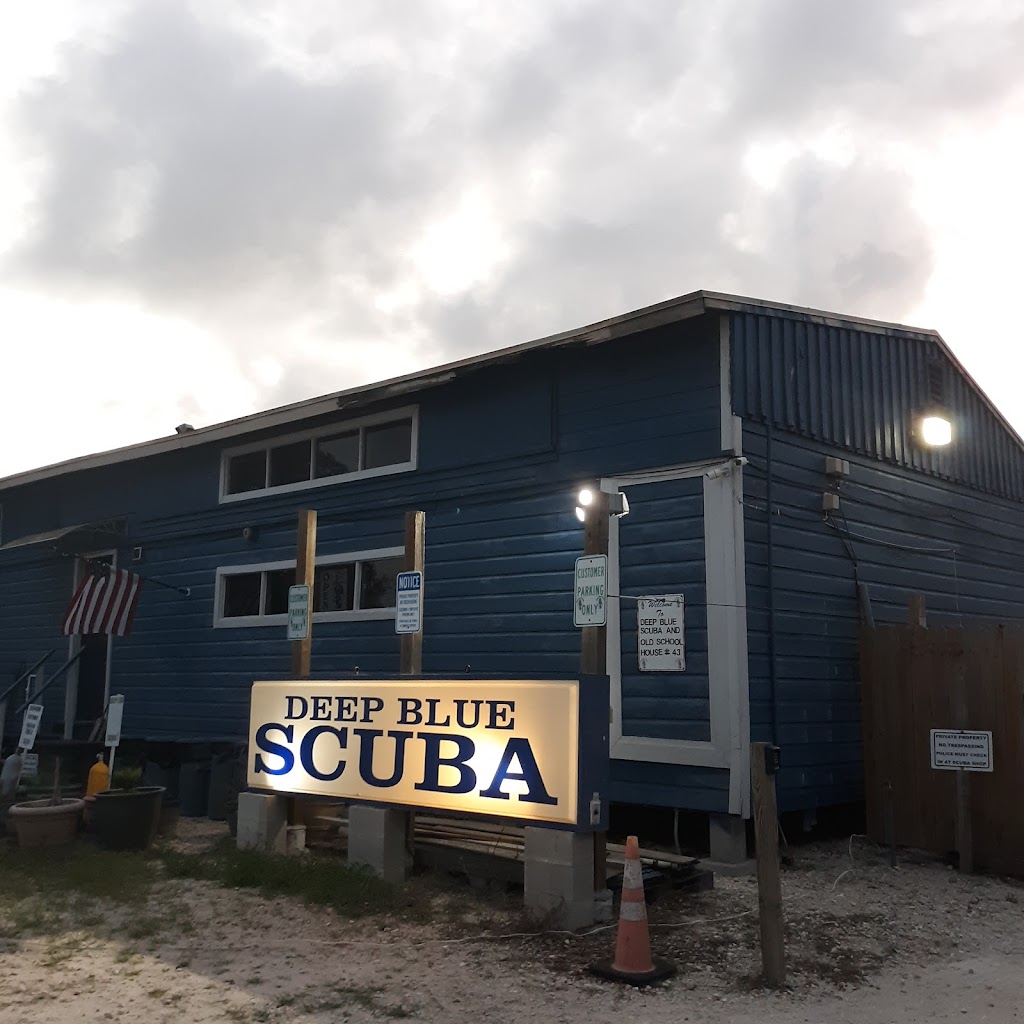 Deep Blue Scuba | 2170 TX-35, Aransas Pass, TX 78336, USA | Phone: (361) 788-3483