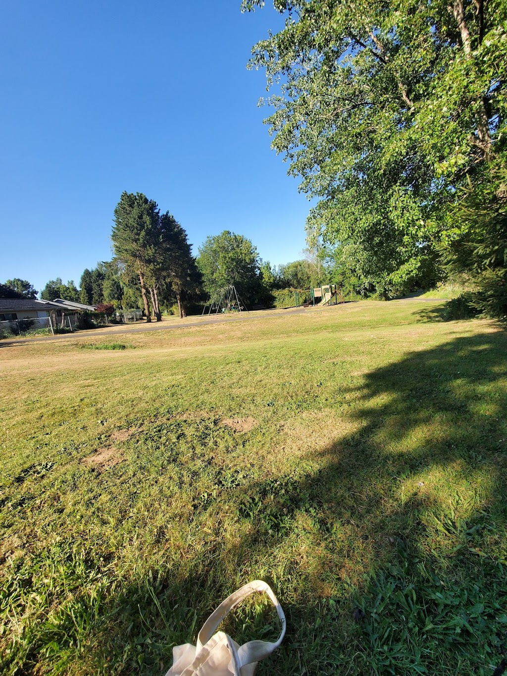 Englewood Park | Tigard, OR 97223, USA | Phone: (503) 639-4171