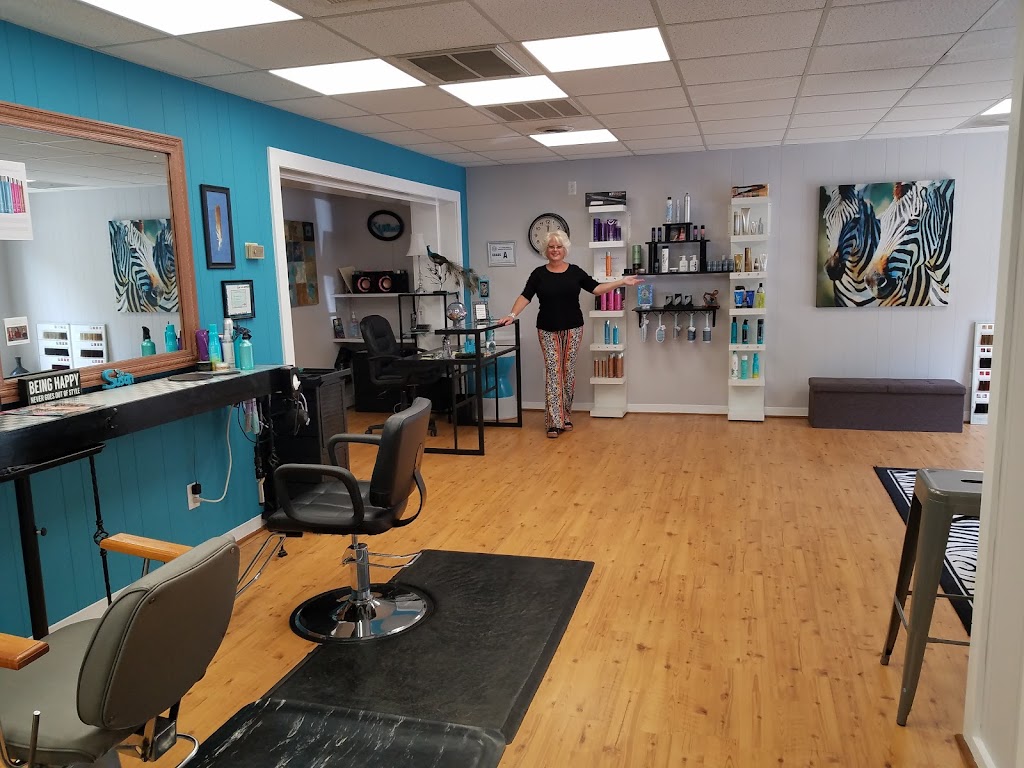 Uppercuts Hair Studio | 204 Sanford Rd, Pittsboro, NC 27312, USA | Phone: (919) 740-4813