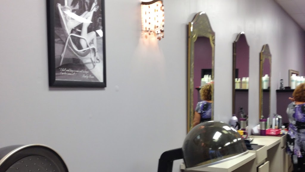 Signature Hair Salon | 6517 Pearl Rd, Cleveland, OH 44130, USA | Phone: (440) 888-2212