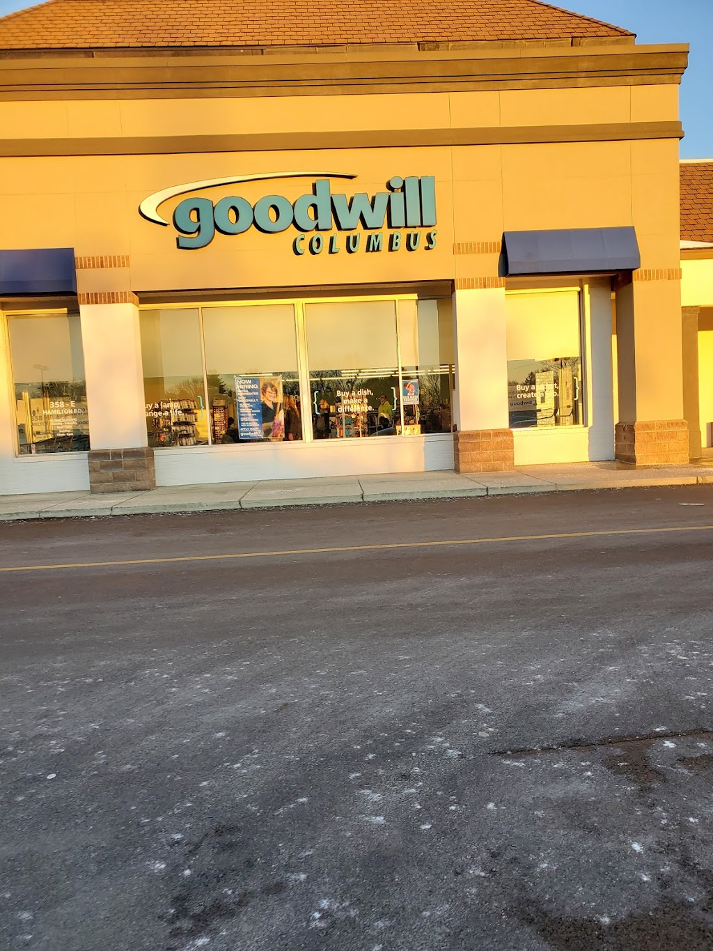 Goodwill Thrift Store | 358 Hamilton Rd, Gahanna, OH 43230, USA | Phone: (614) 476-6177