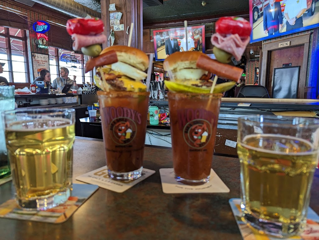 Woodys Bar & Grill | 109 3rd St N, Bayport, MN 55003, USA | Phone: (651) 439-5666