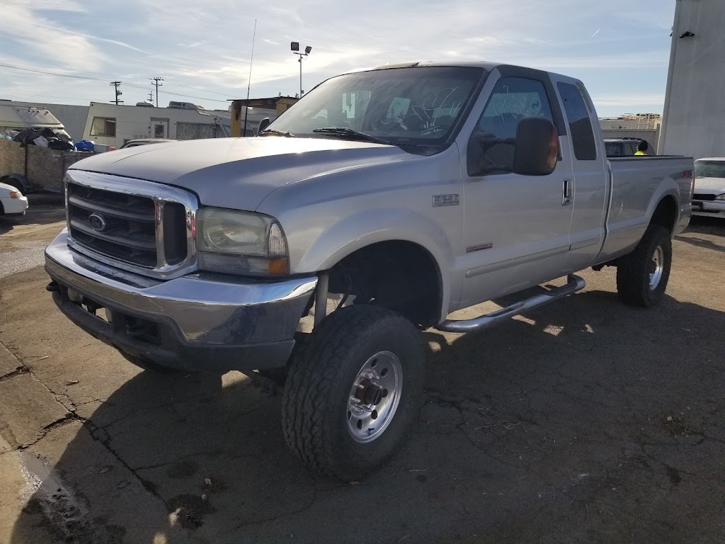 All Trucks & Auto Wrecking Inc | 9843 San Fernando Rd, Pacoima, CA 91331, USA | Phone: (818) 896-5025