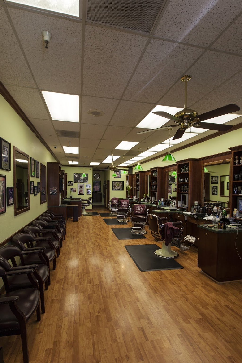 Professional Barbers | 9699 N Hayden Rd #101, Scottsdale, AZ 85258, USA | Phone: (480) 991-3898