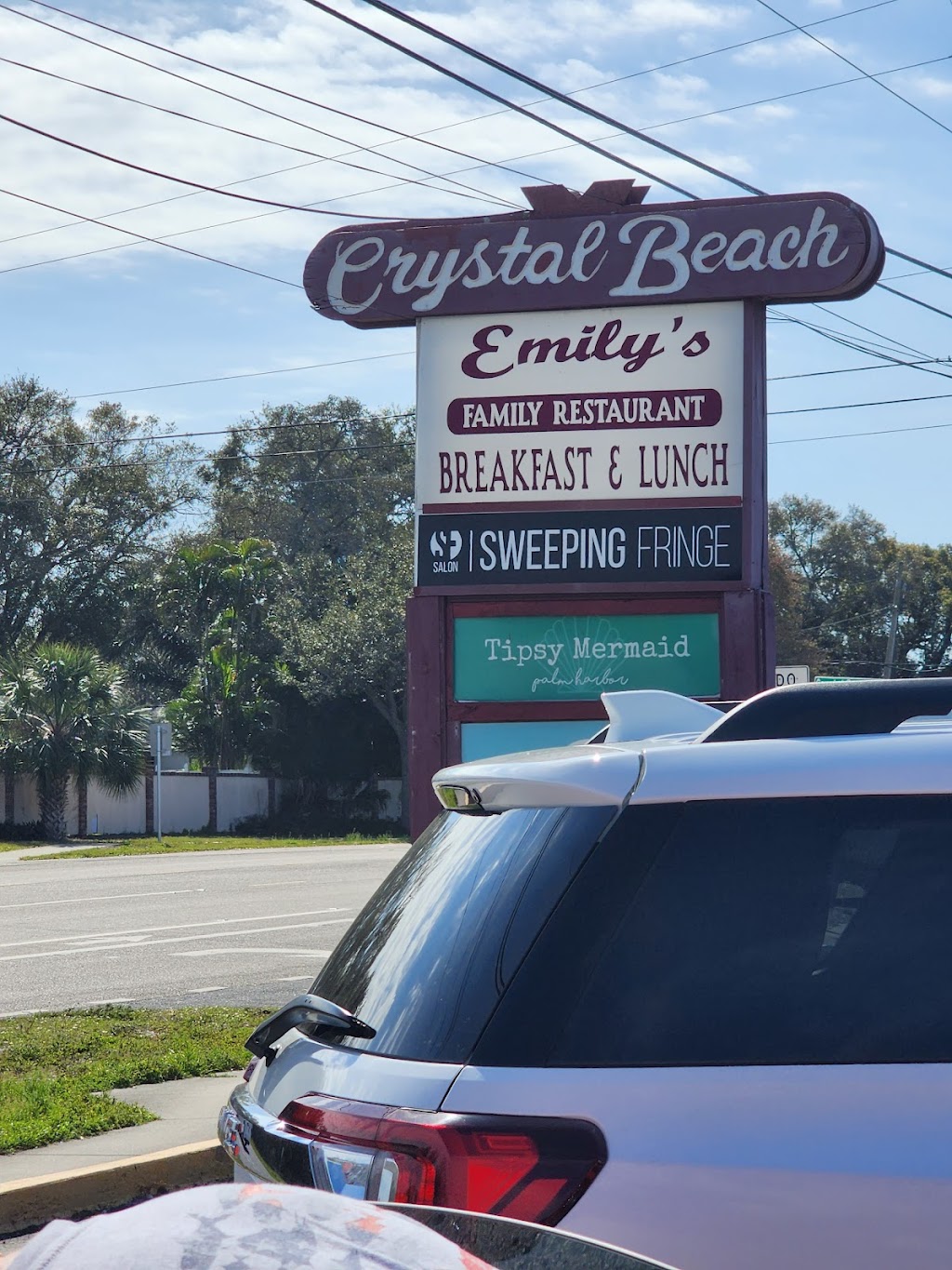 Emilys Family Restaurant | 2609 US-19 ALT, Crystal Beach, FL 34681, USA | Phone: (727) 786-7407