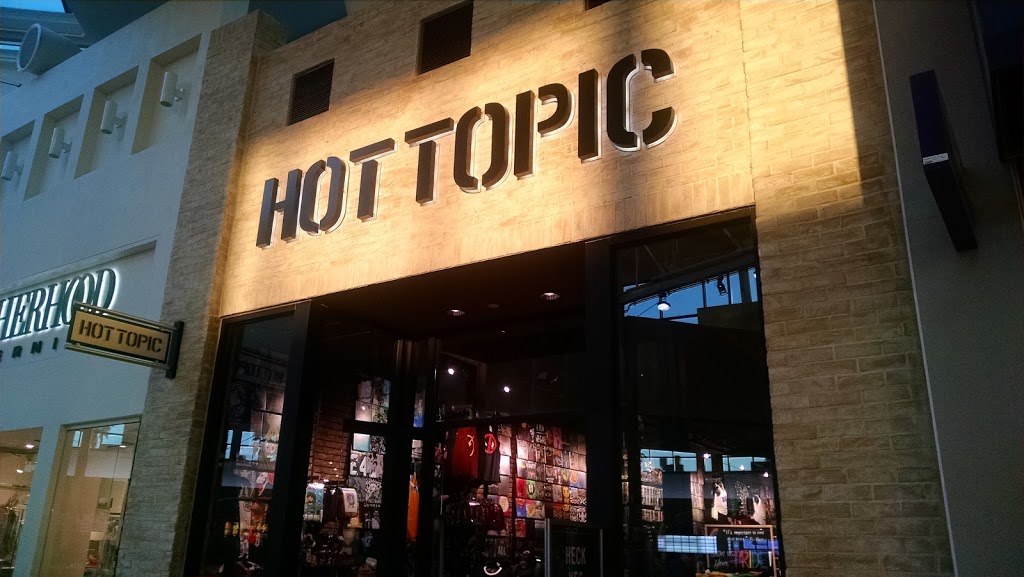 Hot Topic | Town Ctr, 8021 Citrus Park Dr RM 7981, Tampa, FL 33625, USA | Phone: (813) 792-0955