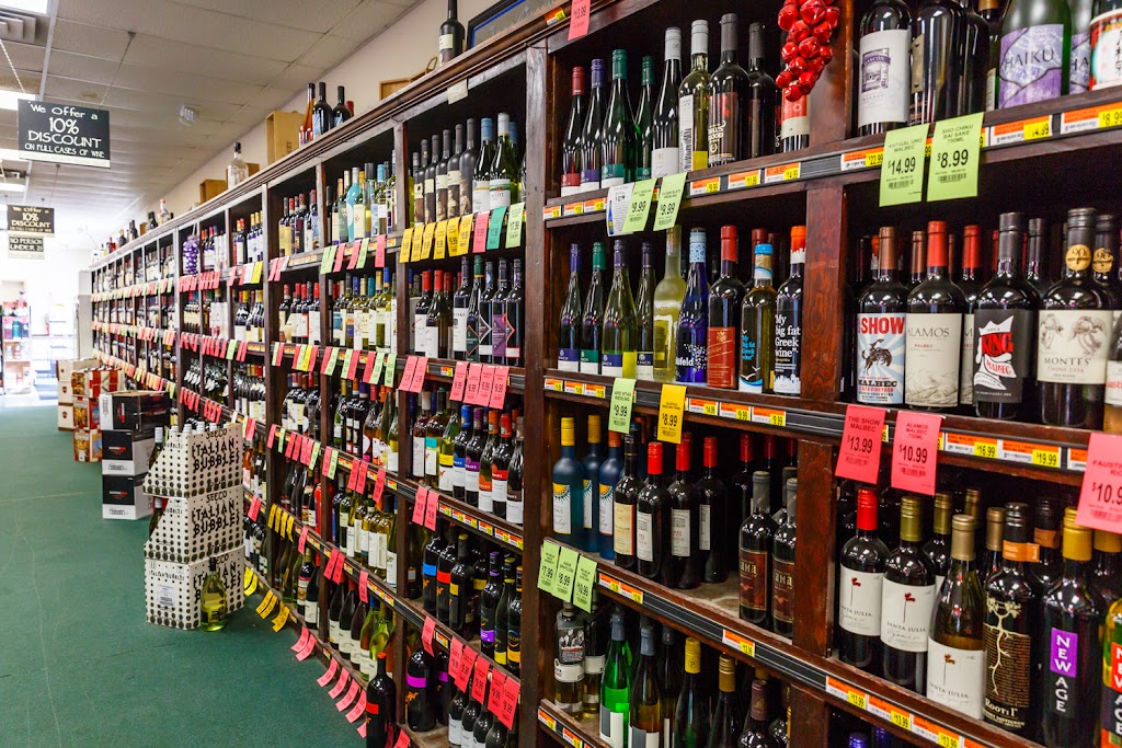 Lakemore Wine & Liquor | 1500 Canton Rd #100, Akron, OH 44312, USA | Phone: (330) 784-1727