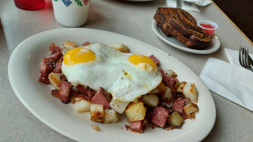 Country Cottage Restaurant | 1776 Country Club Rd, Woodburn, OR 97071, USA | Phone: (503) 982-3883