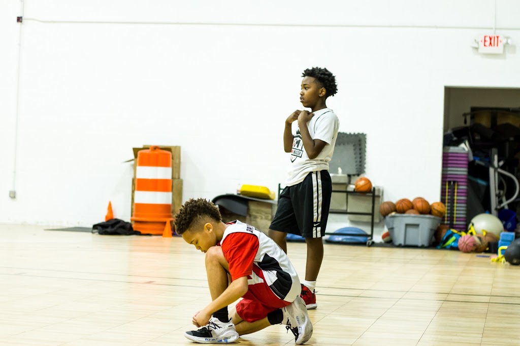 Ricardo Marsh Basketball Skills Training | 11531 Hull Street Rd, Midlothian, VA 23112, USA | Phone: (336) 534-1780