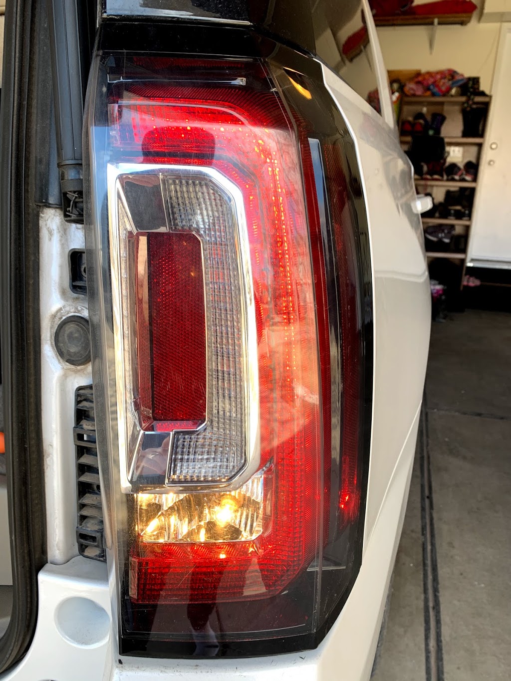 GMC YUKON TAIL LIGHTS REPAIR | 4360 Fern Ave, Broomfield, CO 80020, USA | Phone: (720) 232-7815