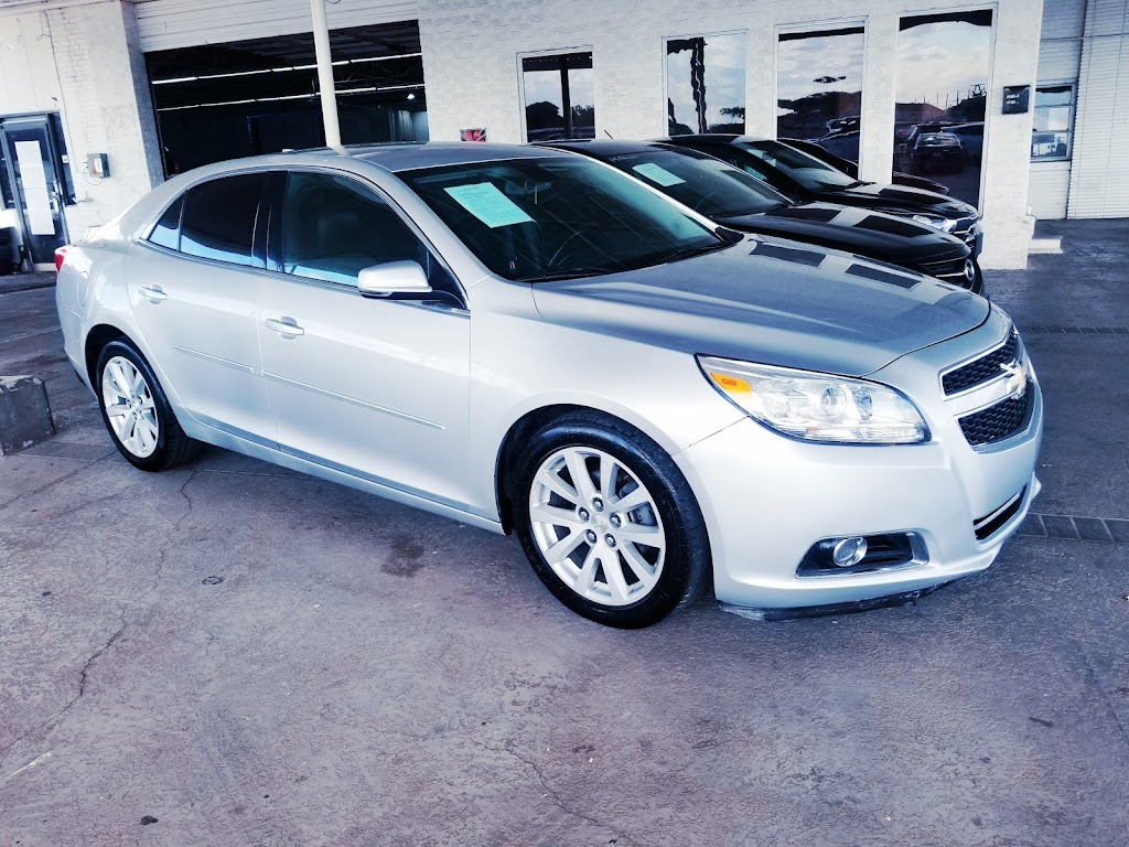 MI GENTE AUTO FINANCE | 711 E Division St, Arlington, TX 76011, USA | Phone: (682) 305-1955