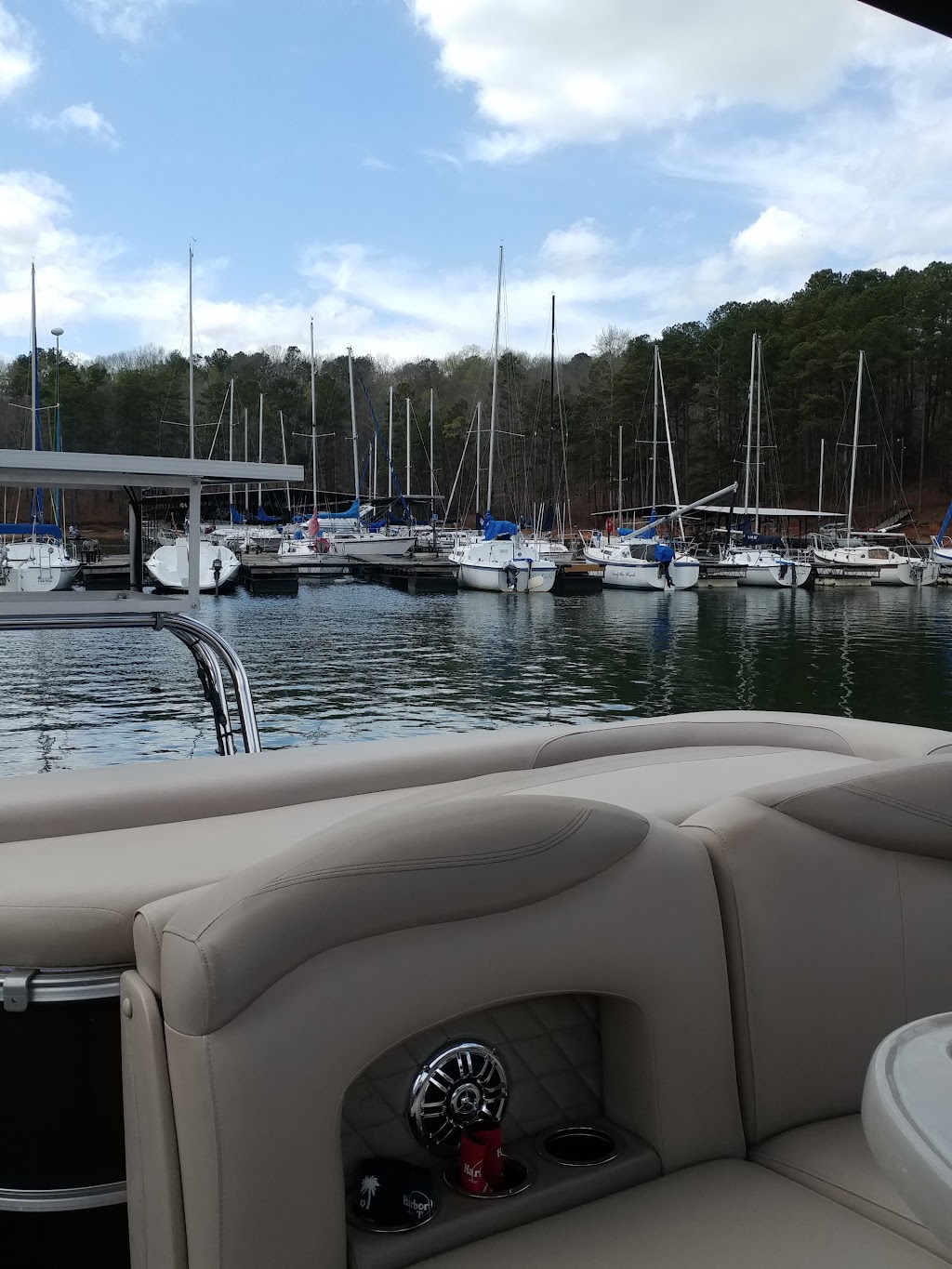 Harbor Town Marina | 7370 Galts Ferry Rd, Acworth, GA 30102, USA | Phone: (770) 974-6422