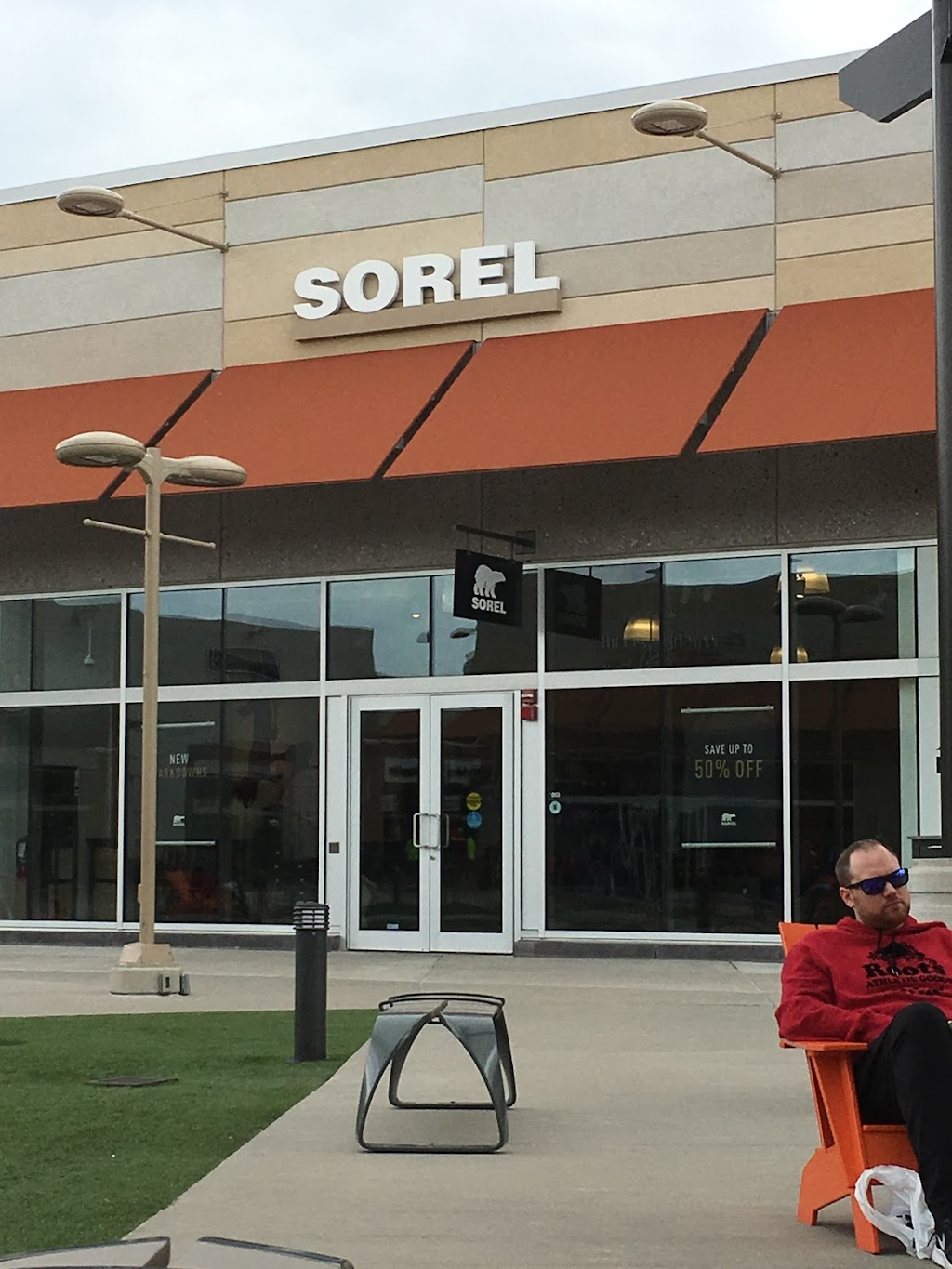 SOREL | 300 Taylor Rd #1003A, Niagara-on-the-Lake, ON L0S 1J0, Canada | Phone: (905) 988-5009