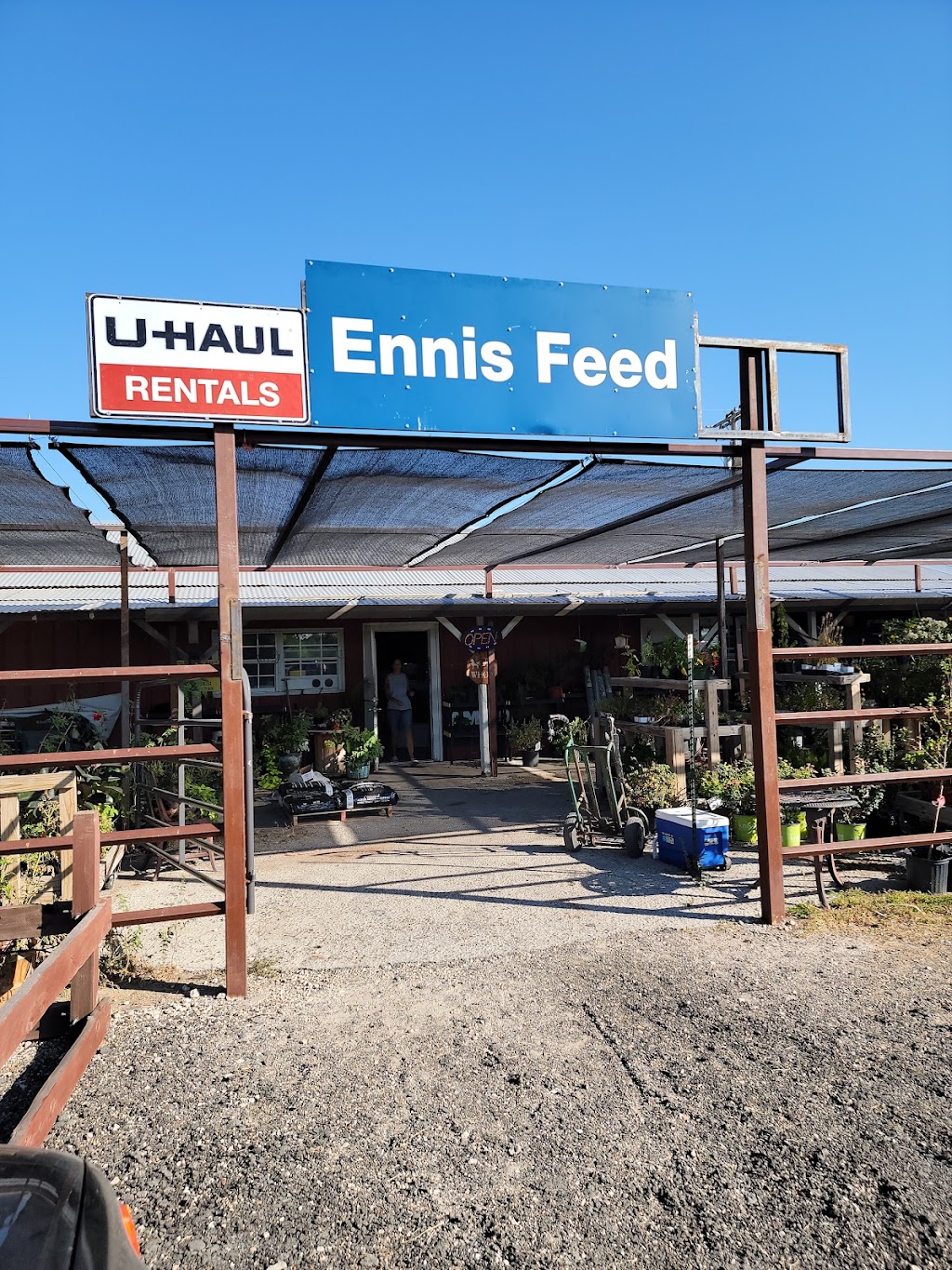 Ennis Feed Store | 1610 E Ennis Ave, Ennis, TX 75119, USA | Phone: (469) 456-0243