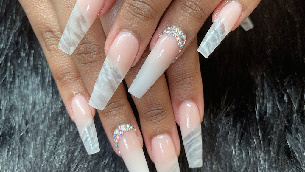 Vanity Hair & Nail Spa | 7528 Ritchie Hwy, Glen Burnie, MD 21061, USA | Phone: (410) 590-7661