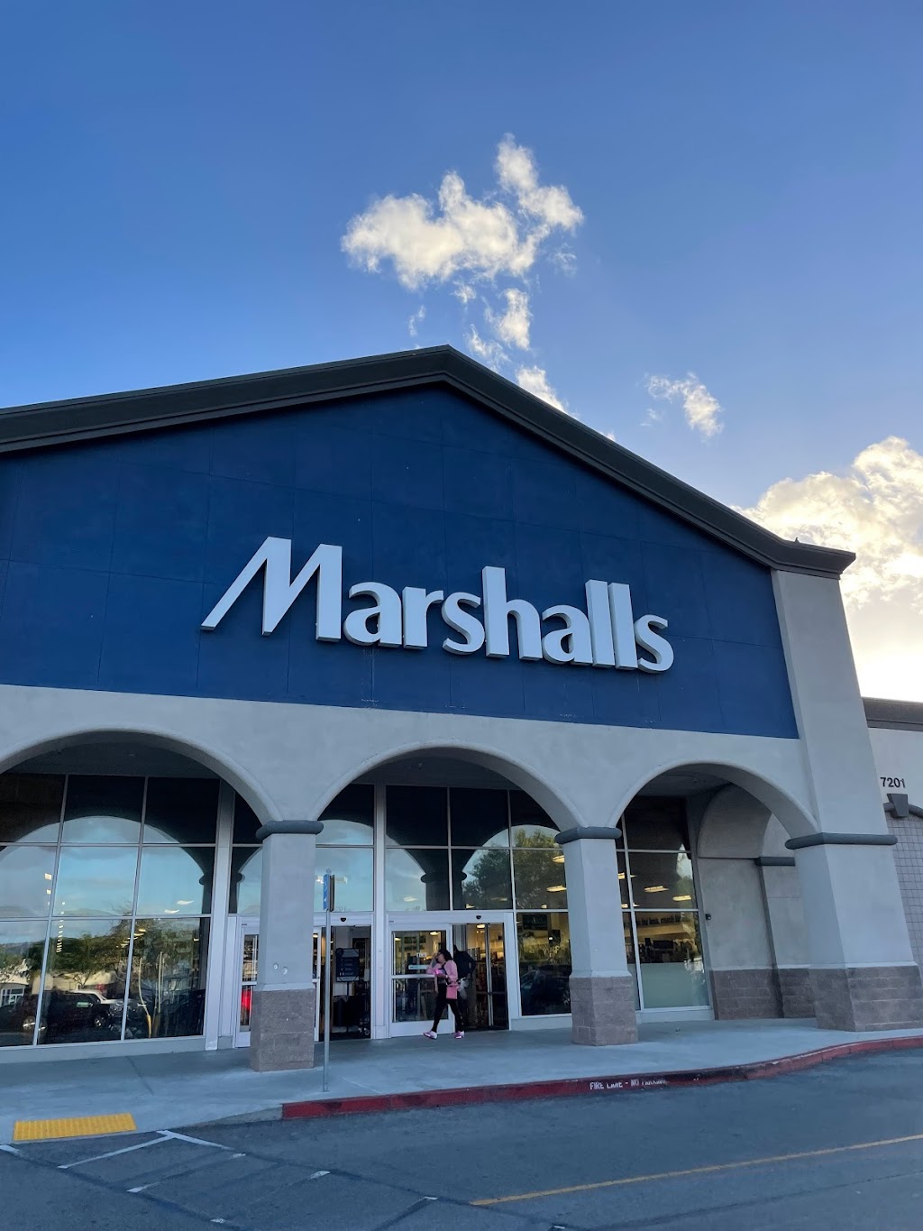 Marshalls | 7201 Camino Arroyo, Gilroy, CA 95020, USA | Phone: (408) 846-5713