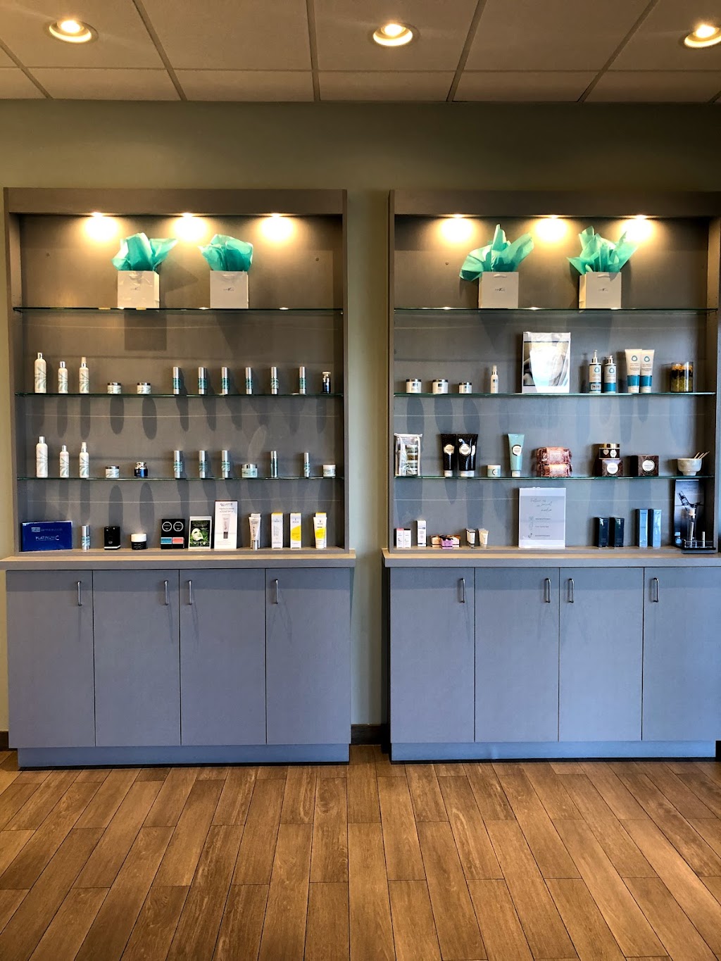 Pure Vanity | 6107 N Scottsdale Rd Suite 103, Scottsdale, AZ 85250, USA | Phone: (480) 275-8882