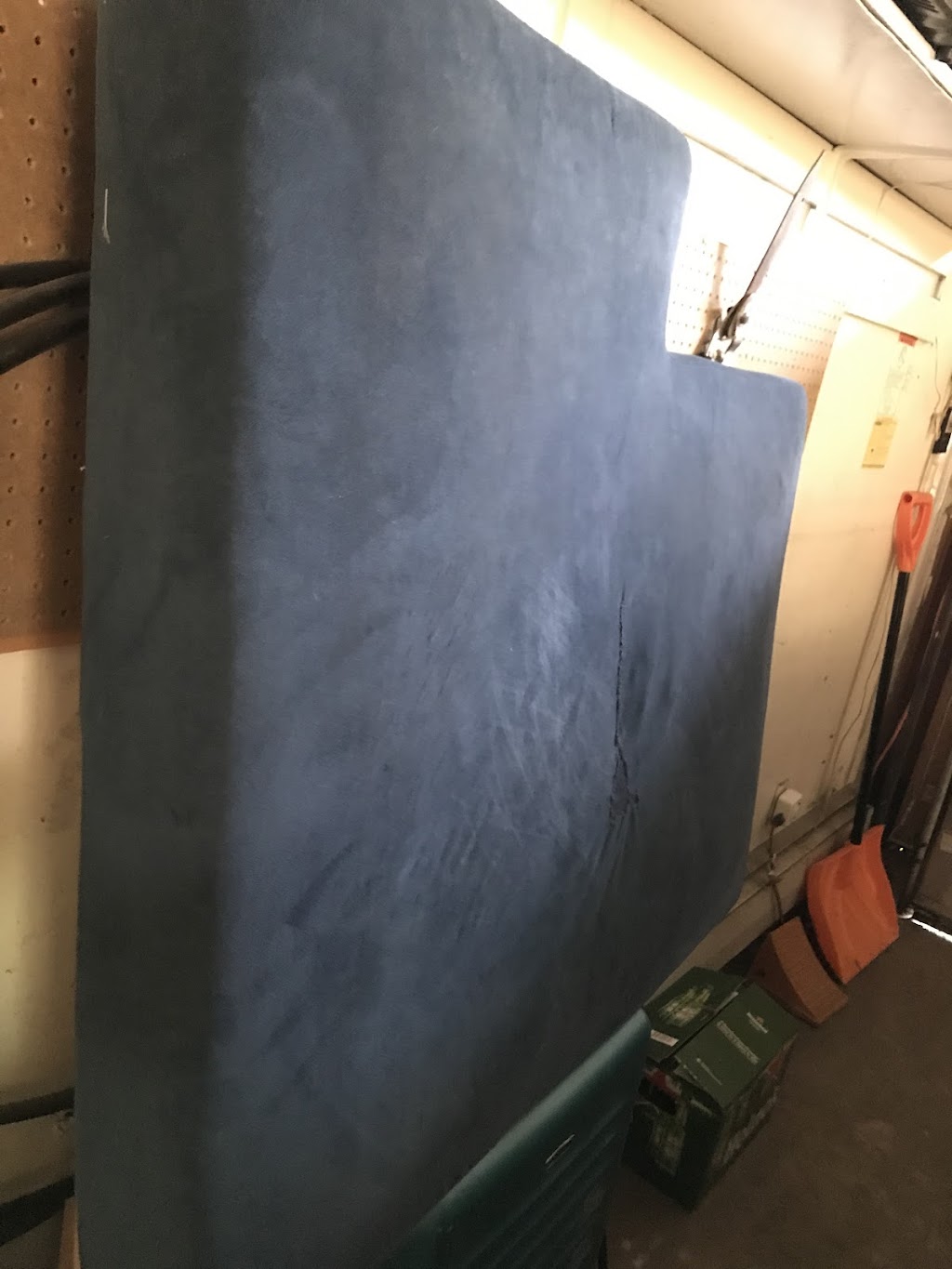 Dinhs Tailor Alteration and Repair | 5161 W Tufts Ave, Denver, CO 80236, USA | Phone: (303) 960-0955