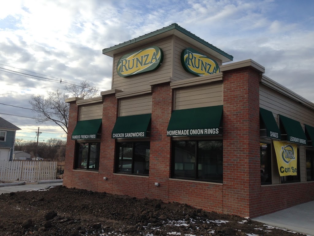 Runza Restaurant | 1715 Hawthorne Ave, Crete, NE 68333, USA | Phone: (402) 826-4213