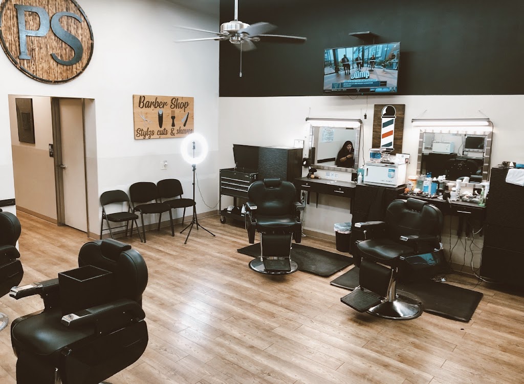 Perfect Stylzs barbershop & beauty Salon | 401 Ed Schmidt Blvd Ste 300, Hutto, TX 78634, USA | Phone: (512) 642-6882