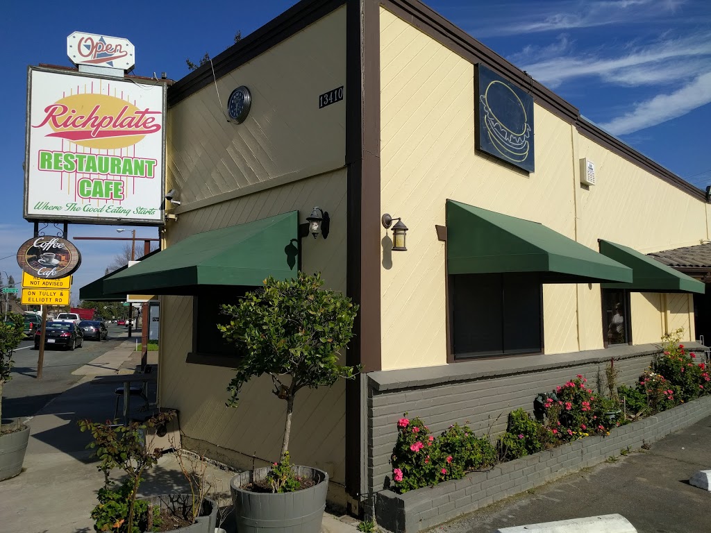 Rich Plate Restaurant & Café | 13410, Lockeford, CA 95237, USA | Phone: (209) 727-0000