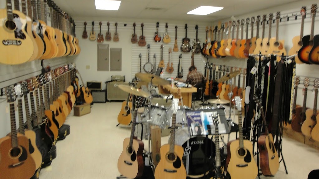 Guitar Shop of Wisconsin | 1804 Wright St, Madison, WI 53704, USA | Phone: (608) 241-8448