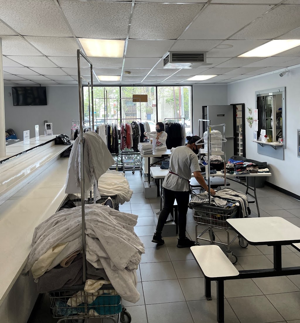 Drop n Go Laundromat | 4554 Orange Ave, Long Beach, CA 90807 | Phone: (562) 912-4338