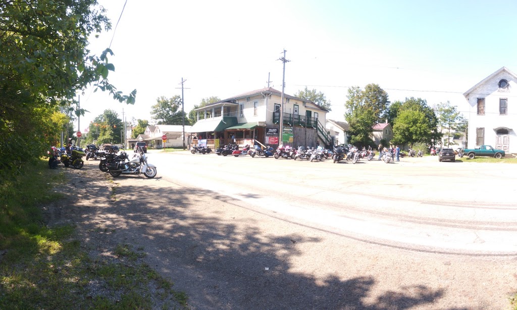 Taylors Pub | 5131 US-322, Windsor, OH 44099, USA | Phone: (440) 272-9191