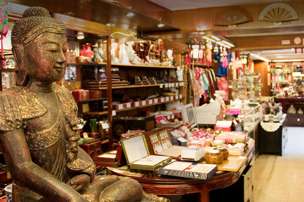 TA-HWA The Oriental Art & Gift Company | Singel 514, 1017 AX Amsterdam, Netherlands | Phone: 020 626 3032