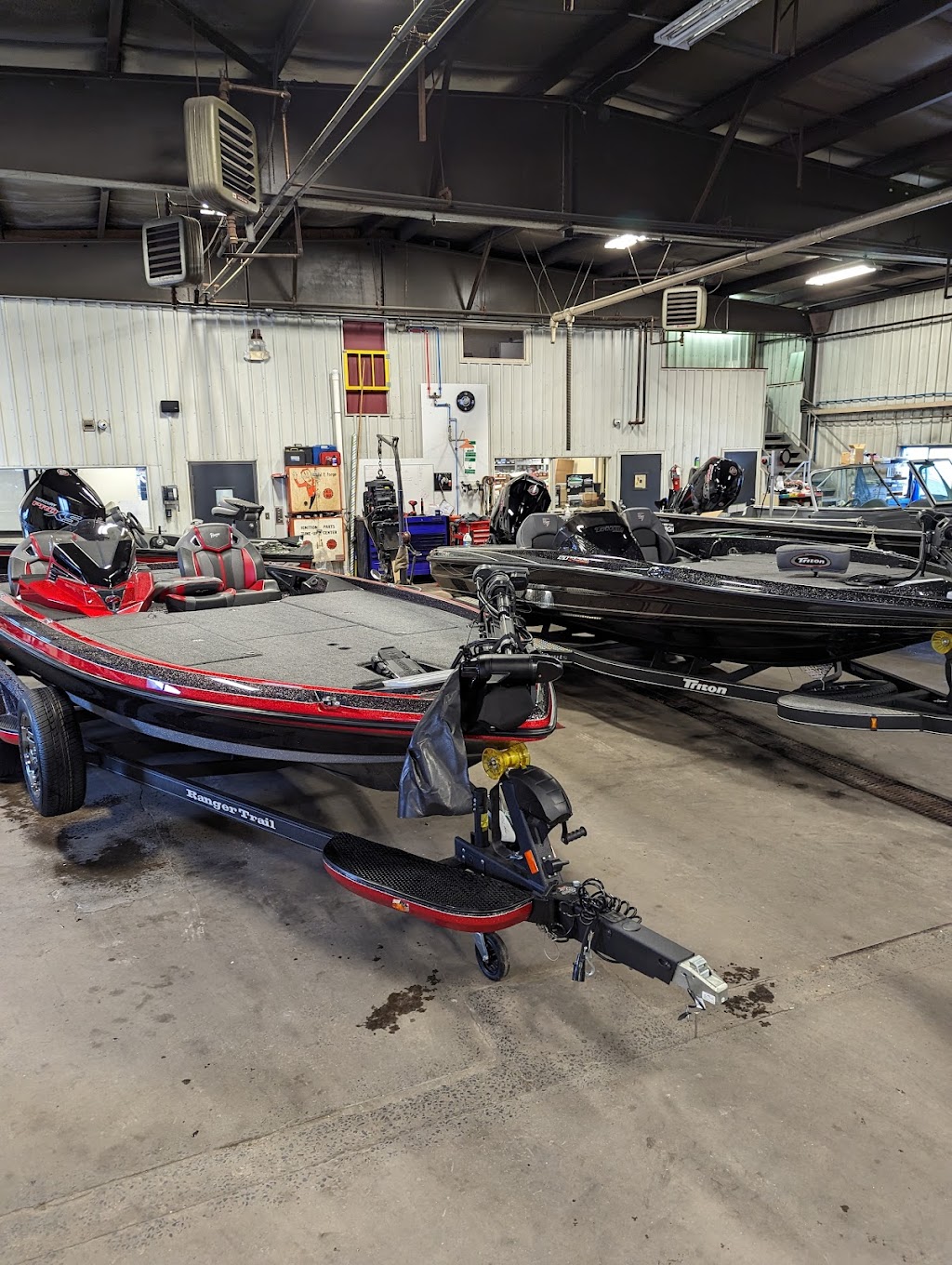 Day Brothers Boats and Outdoor | 4661 US-9, Plattsburgh, NY 12901, USA | Phone: (518) 562-2628