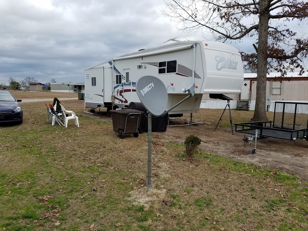 Herring RV and Mobile Village | 107 Angie Dr Lot C, Goldsboro, NC 27530, USA | Phone: (919) 689-2669